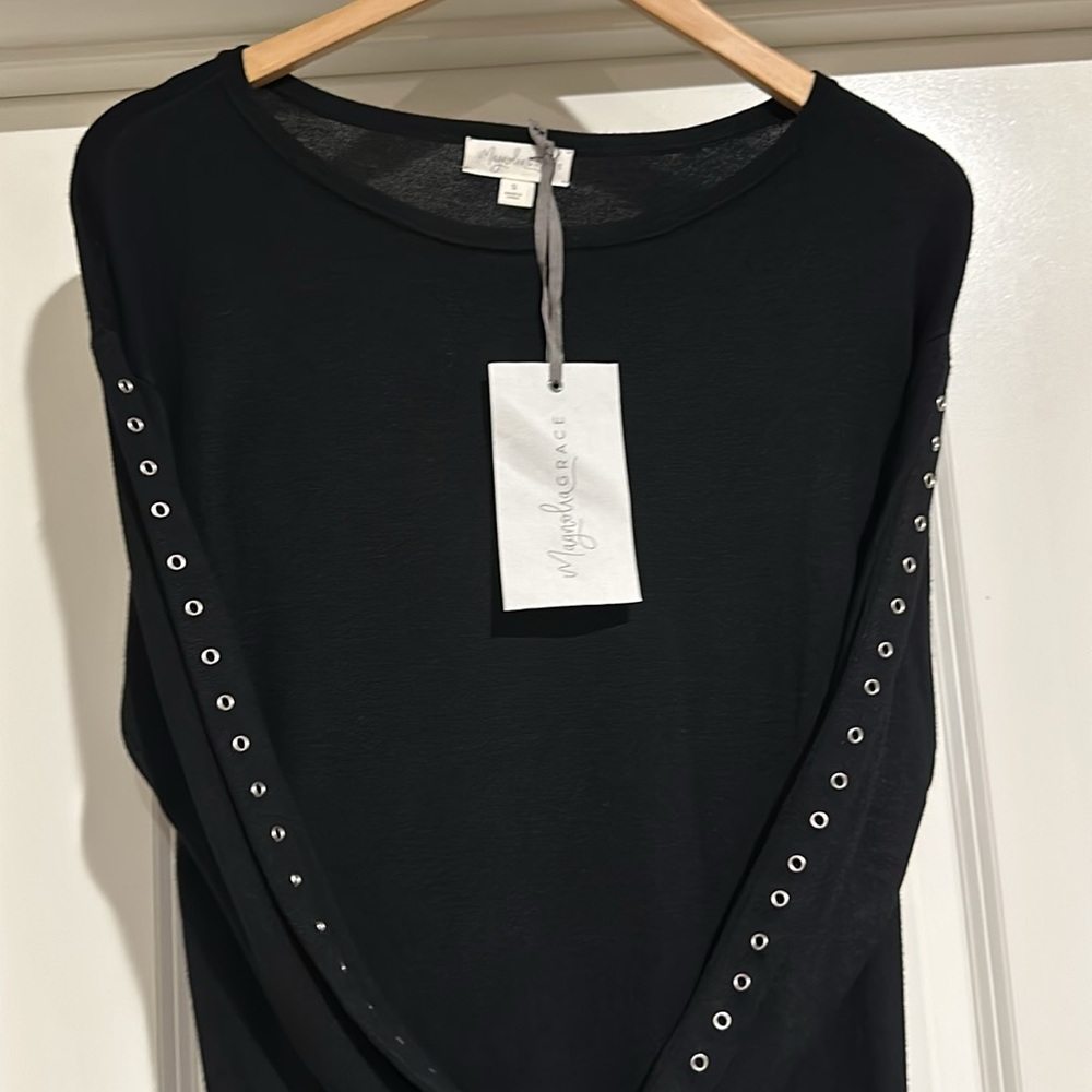 Magnolia Grace Waldo Knit Top, Grommet Detailed Sleeves, Black, Size Small